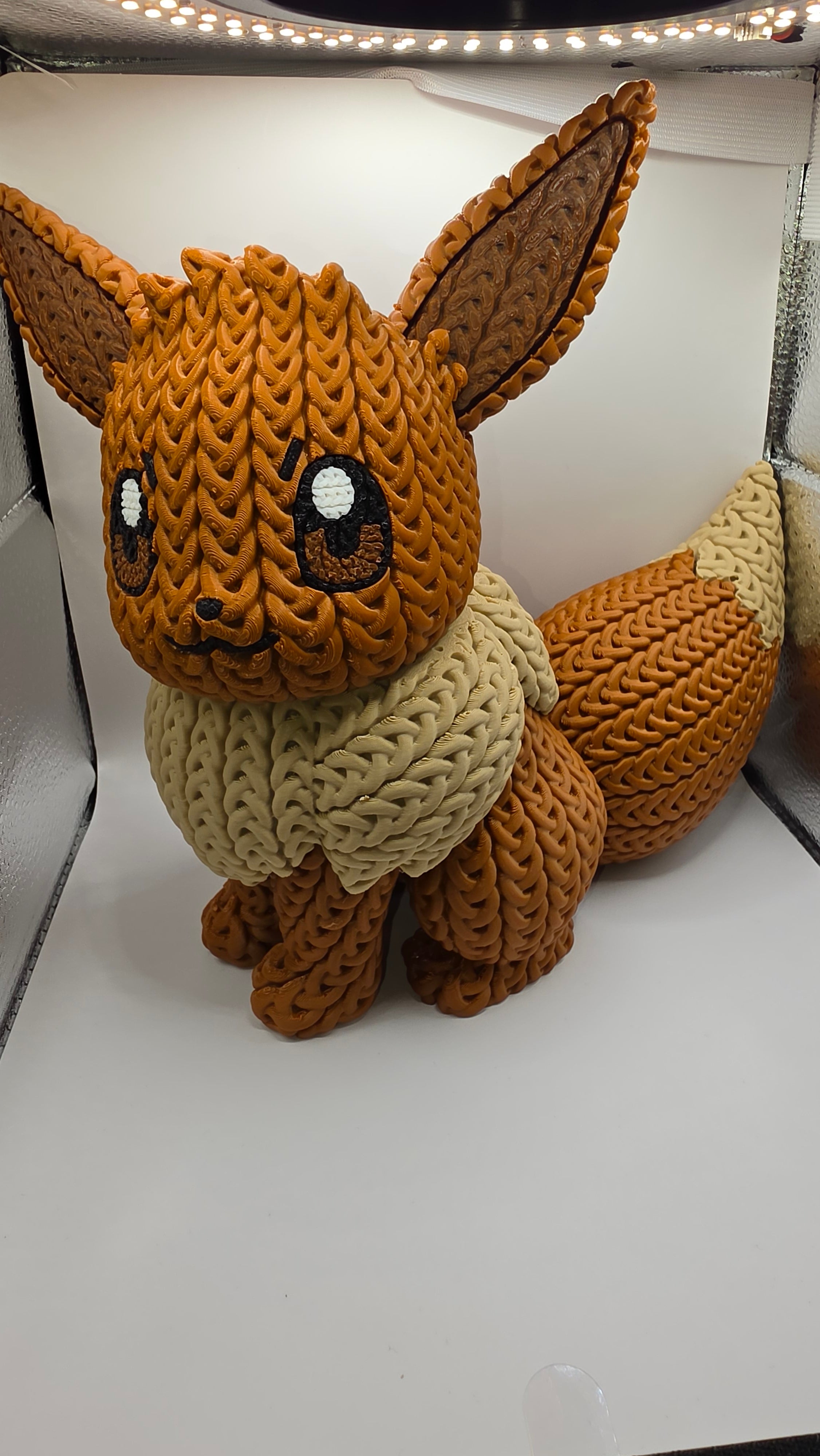 Knitted Eevee