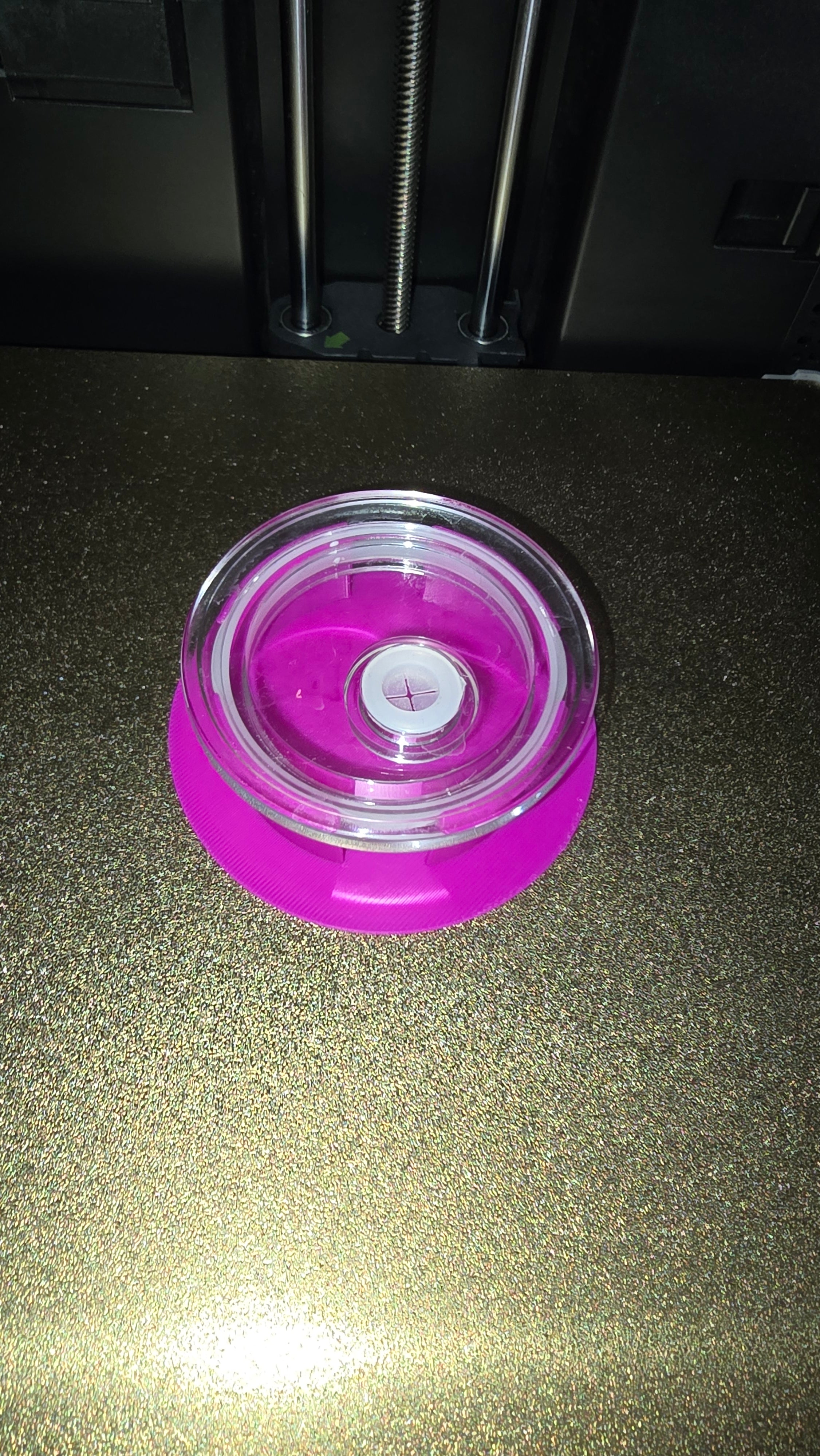 Libby cup lid holder