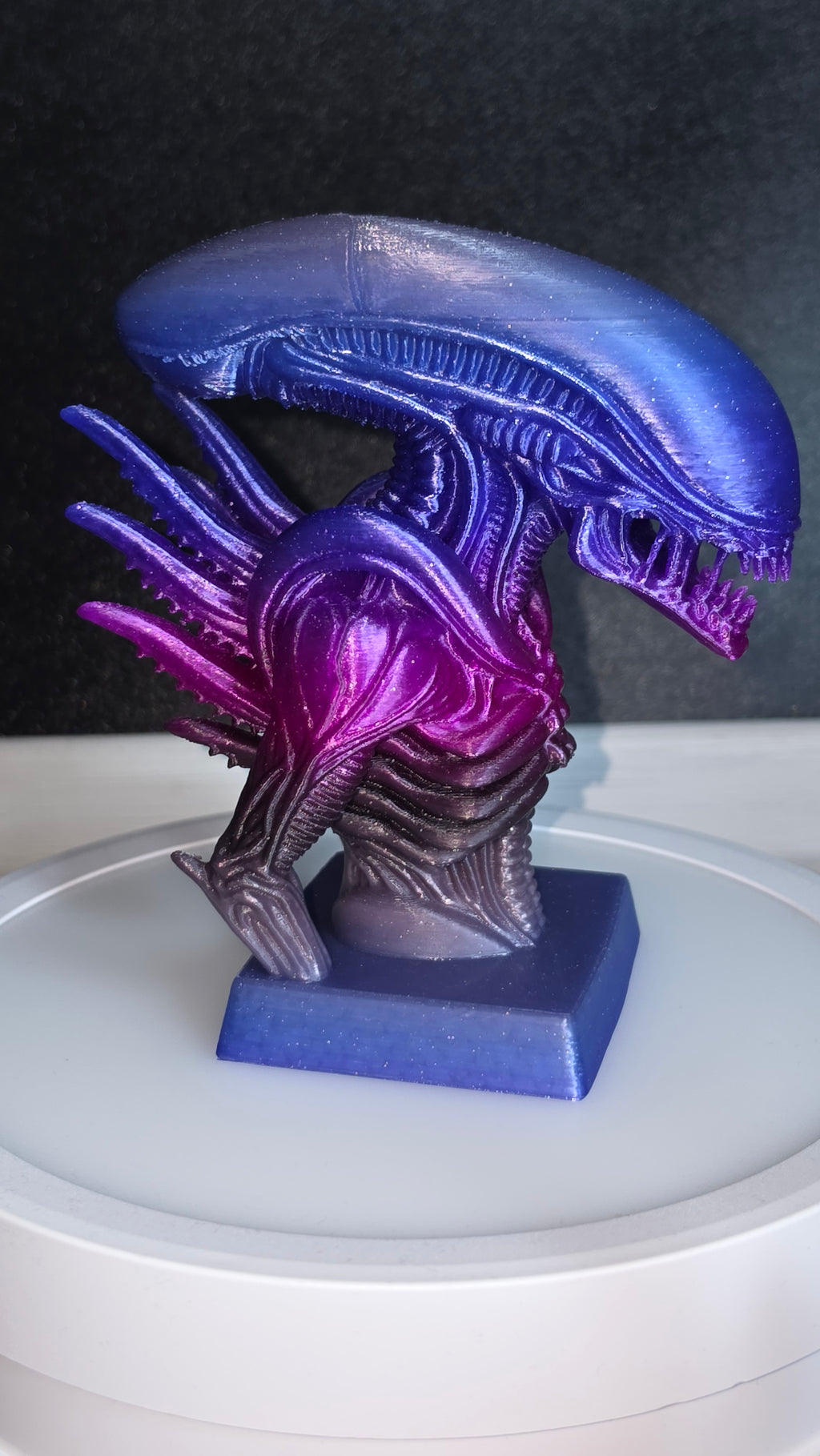 Alien Bust