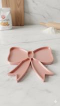 Bow Trays